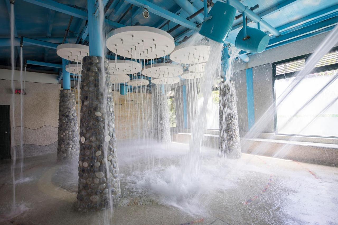 Formosan Naruwan Hotel Taitung Bagian luar foto Fountain of the Sun
